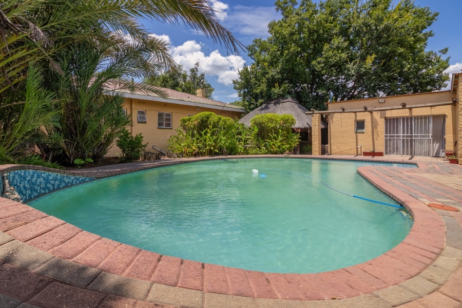 3 Bedroom Property for Sale in Kroonheuwel Free State